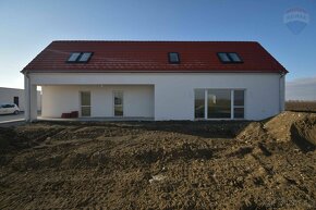 Na predaj 4 izbový rodinný dom 150 m2, pozemok 401 m2, Topoľ - 13