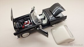 1:18 CHEVROLET THUNDERBIRD - 13