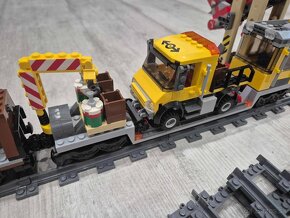 LEGO VLAK 3677 Red Cargo Train - 13