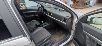 Predám Opel Signum 2.2 DTI - 13