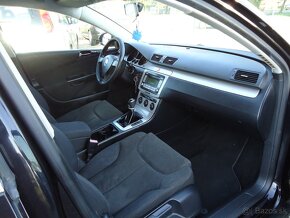 Volkswagen Passat Variant 2.0 TDI Comfortline DP - 13