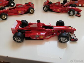 1:24 Bburago 6ks  Formula 1 FERRARI - 14