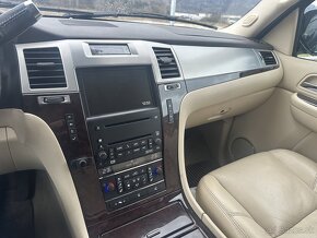 2008 Cadilac Escalade 6,2 V8 R22 - 14