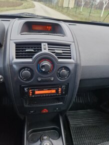 Renault Megane 1.5 dci - 14