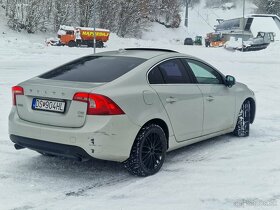 Volvo s60 d5 2.4 awd - 14