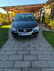 Predám Volkswagen Touran 2.0TDi 103kW Auto je v TOP stave. K - 14