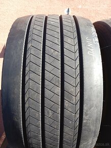 445/45 R19,5 Návesové pneu na MEGU - 14