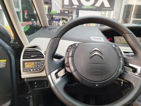 Citroen C4 Picasso 1,6HDi, 2011 - 14