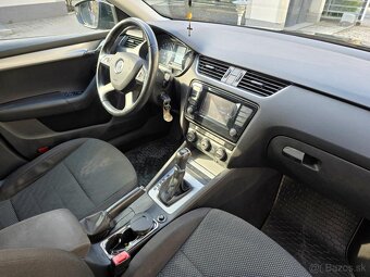 Škoda Octavia Combi 1.6 TDI Elegance DSG, Mesačne: 161€ - 14