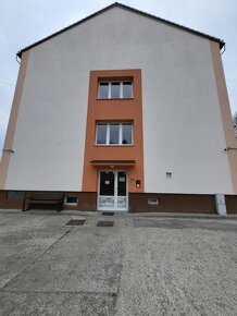 1 izb.byt, 30 m2 + veľká loggia, kom.rek,Dubnica n/V. - 14