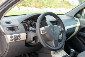 Opel Astra 1.4 Benzín - ťažné zariadenie - 14