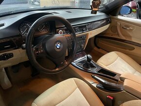 Rozpredam BMW 320D N47 130kw - 14