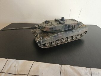 Modely vojenskej techniky tanky 1/35 lietadla 1/48 - 14