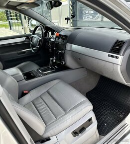 Volkswagen touareg 3.0tdi 176kw 4x4 vzduch - 14