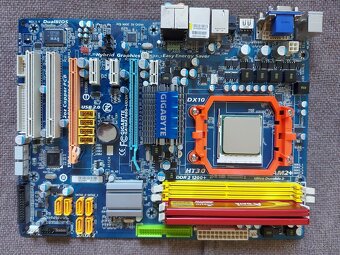 GIGABYTE GA-MA780G-UD3H - 14