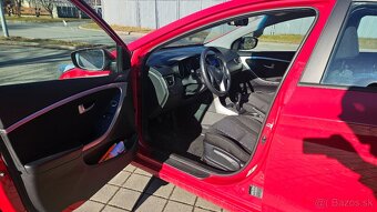 Hyundai i30 1.4l súkromný predaj 34 tis. km 1. majiteľ - 14