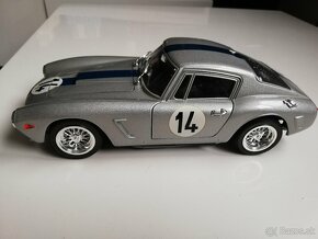 1:18 Jouef Evolution Ferrari 250 GT Berlinette - 14