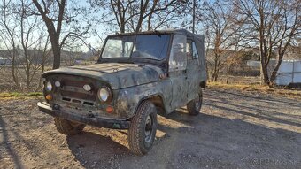 UAZ 469 - 14