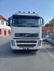 VOLVO FH 16 64R  6x4 valník s HR HIAB - 14