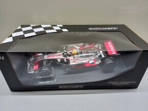 F1 MCLAREN MERCEDES MP4/23 2008 HAMILTON MINICHAMPS 1:18 - 14