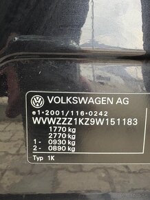 Vw golf 5 benzín 2009 - 14