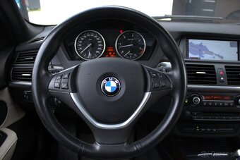 BMW X5 xDrive40d AT8 225kw - 14