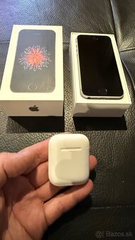 iPhone SE + Apple AirPods - 14