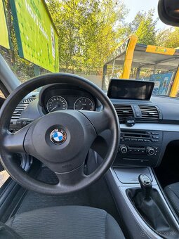 BMW 118D - 14