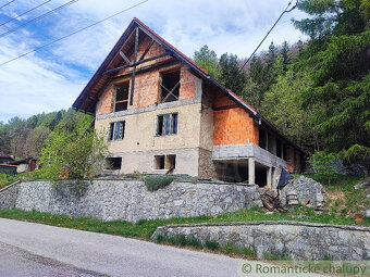 Donovaly trojpodlažný dom v štádiu rekonštrukcie - 14