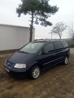 Volkswagen Sharan 1,9 TDI 85 kw automat,7 miestny - 14