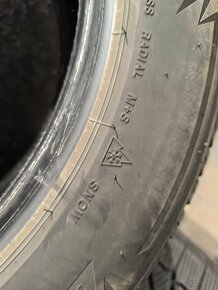 205/60 R16  Bridgestone  zimne pneumatiky - 14