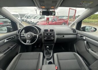 Volkswagen Touran LED 77kW SERVISKA,ROZVODY nafta manuál - 14