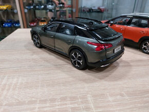 model auta Citroen C5X  paudi 1:18 - 14