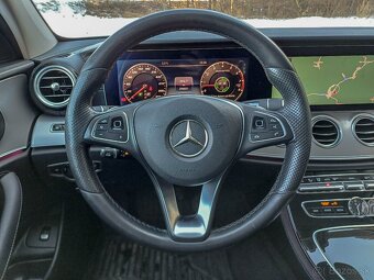 Mercedes-Benz E trieda Kombi 400 4MATIC 3.5 V6 AMG Line - 14