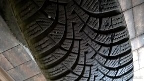 ZIMNÉ 195/65 R15 91T dezén cca 6-6,5 mm UŽ OD 19,99 €/kus - 14