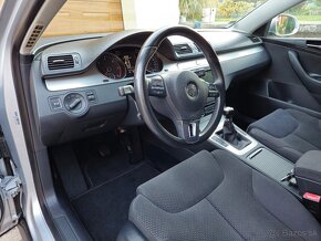 Volkswagen Passat 1.6 TDi rok 2010 - 14