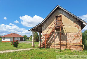 Kompletne zrekonštruovaný priestranný dom na rozľahlom poz - 14