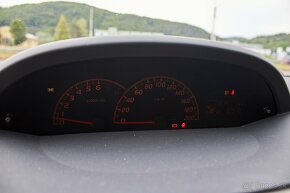 Toyota Yaris 1.33I Dual VVT-i Terra Cool - 14