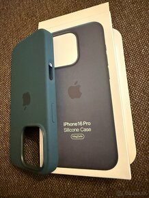 iPhone 16 Pro Silicone Case - 14