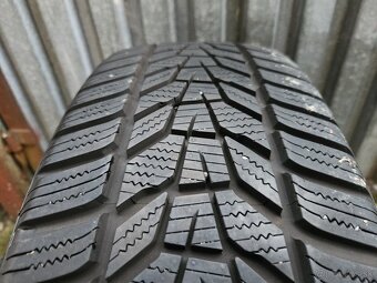 Kvalitné zimné pneu Hankook Winter ICept - 215/65 r17 99V - 14