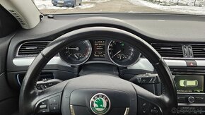 Škoda Superb Combi 2.0 TDI CR 4x4 140k Family DSG - 14