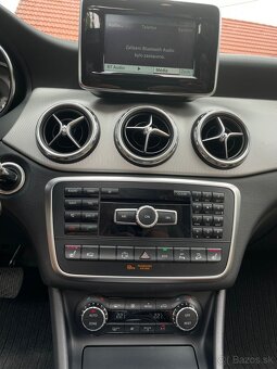 Mercedes-Benz GLA 220d 4MATIC A/T- Ser. história, SR vozidlo - 14