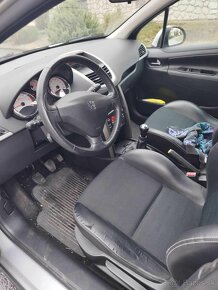 Peugeot 207 SW OUTDOOR 1.6 HDI PANORAMA - 14