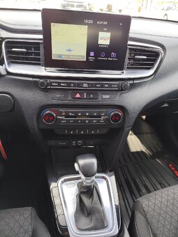 Kia ceed sw platinum AT - 14