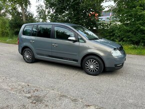 Volkswagen Touran 1.9 TDI Highline DSG - 14