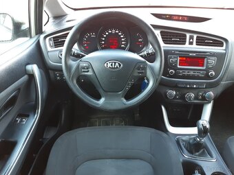 Kia Cee´d SW 1.6 CRDi LX/Silver - 14