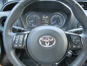 Toyota Yaris - 14