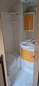 Karavan Detlefs 780/1000kg, Kúpeľňa,  WC, teplá voda - 14