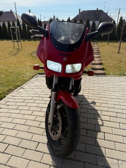 Yamaha FZS 600 Fazer - 14