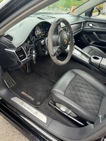 Porsche Panamera E-hybrid 4x4 - 14